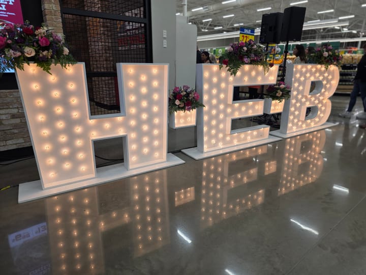 H-E-B Opens Its Doors in Forney: VIP Preview Serves Up BBQ, Fresh Finds and a Welcome to Town